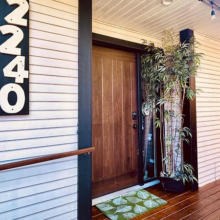 Airport-Yvr Guesthouse Ричмонд Экстерьер фото